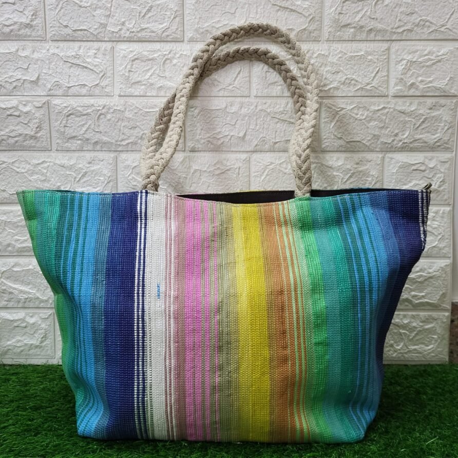 Stripped tote bag